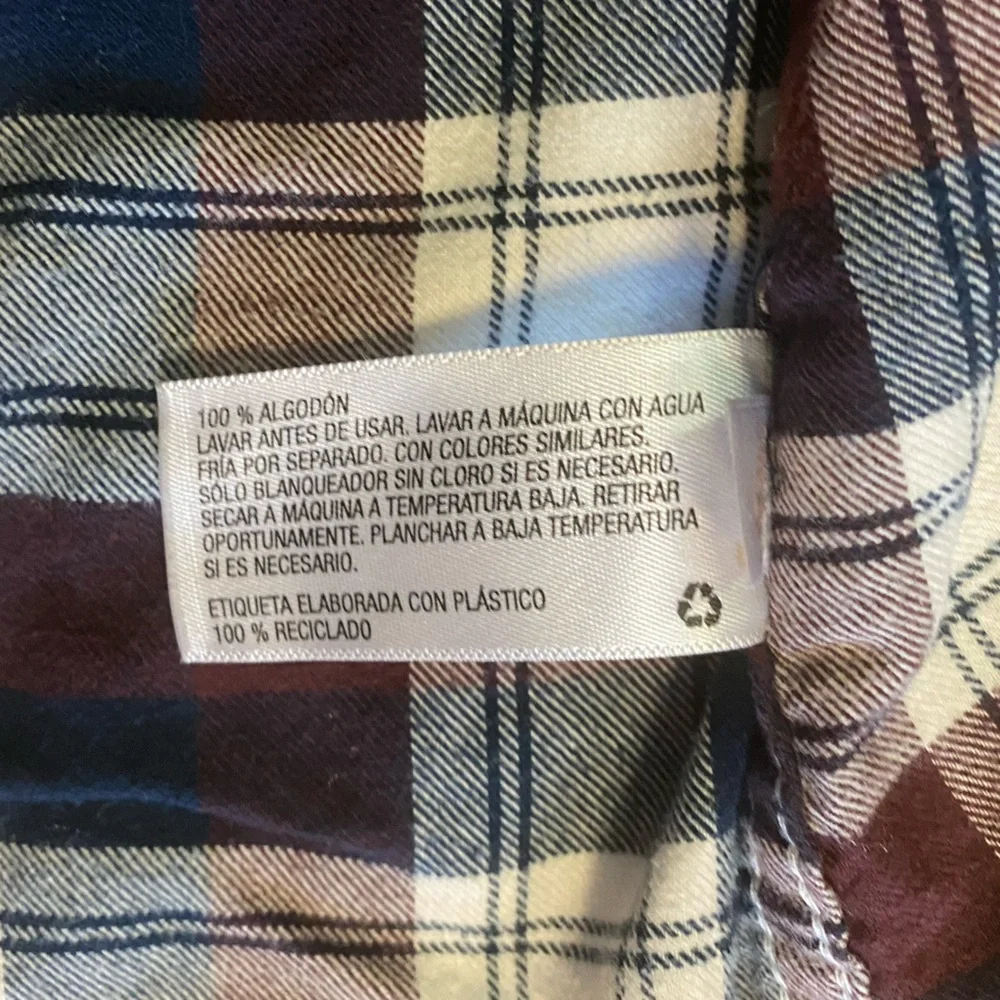 Button down Blouse - Picture 4 of 5